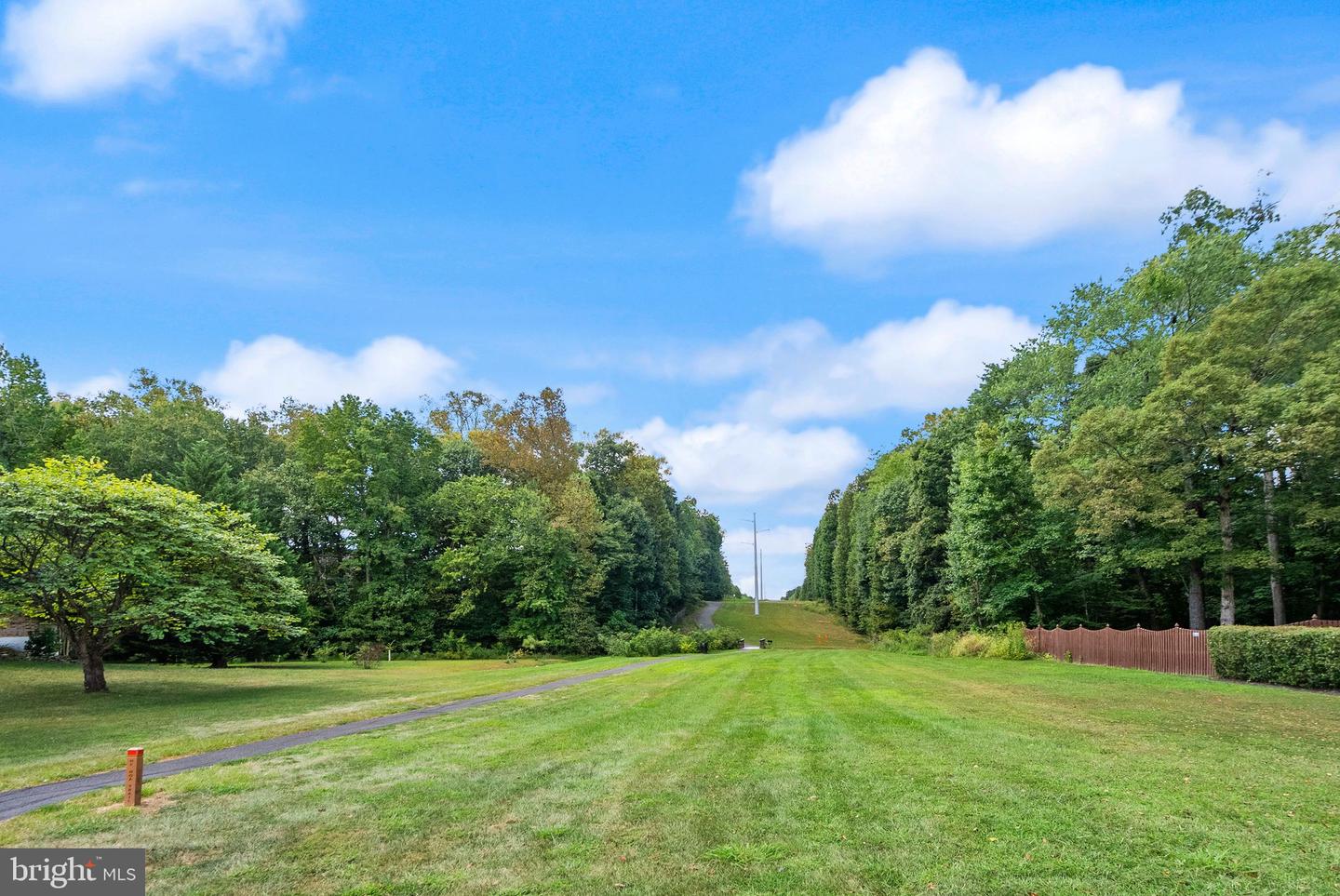 13064 QUARTZ LN, CLIFTON, Virginia 20124, 3 Bedrooms Bedrooms, ,2 BathroomsBathrooms,Residential,For sale,13064 QUARTZ LN,VAFX2265004 MLS # VAFX2265004