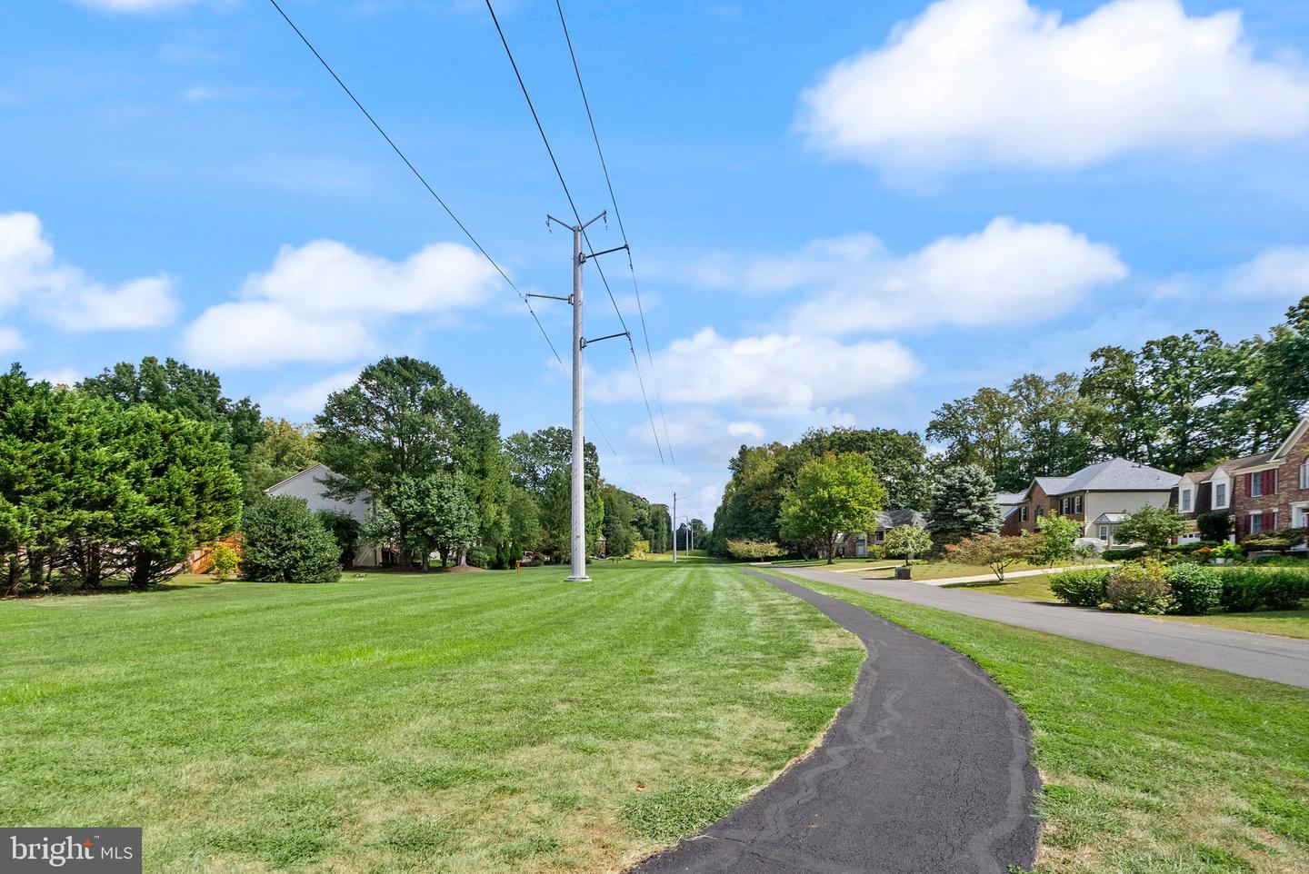 13064 QUARTZ LN, CLIFTON, Virginia 20124, 3 Bedrooms Bedrooms, ,2 BathroomsBathrooms,Residential,For sale,13064 QUARTZ LN,VAFX2265004 MLS # VAFX2265004