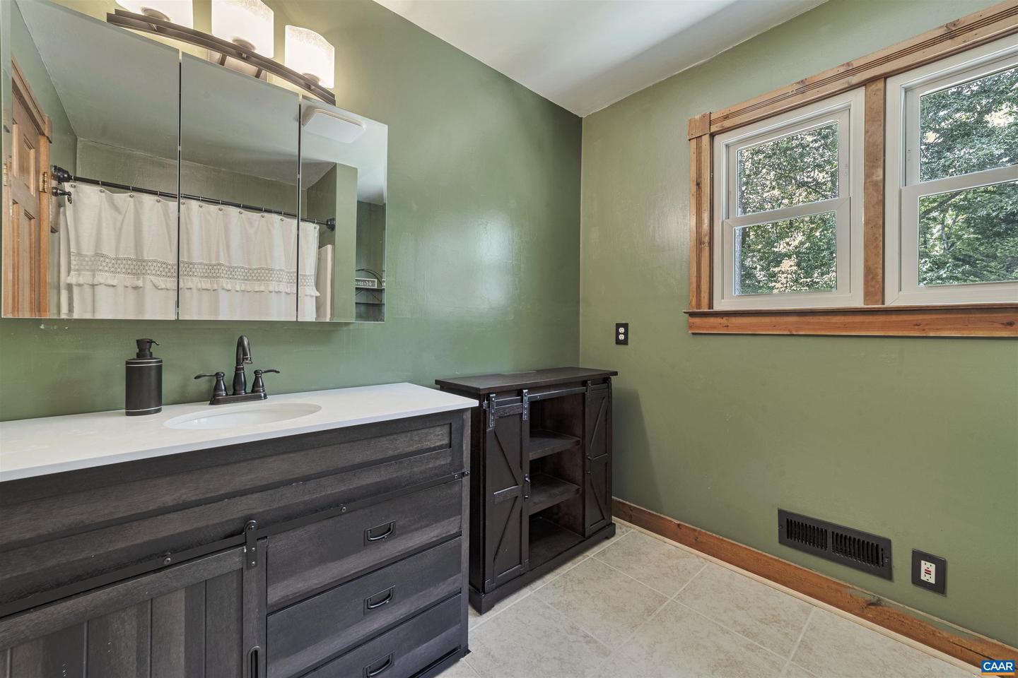 15887 SAINT PETERS CHURCH RD, MONTPELIER, Virginia 23192, 3 Bedrooms Bedrooms, ,3 BathroomsBathrooms,Residential,For sale,15887 SAINT PETERS CHURCH RD,668609 MLS # 668609