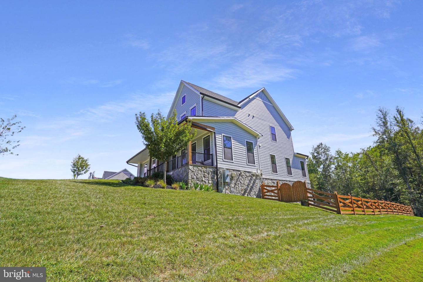 41405 GENTLE WIND PL, ALDIE, Virginia 20105, 4 Bedrooms Bedrooms, 8 Rooms Rooms,3 BathroomsBathrooms,Residential,For sale,41405 GENTLE WIND PL,VALO2106256 MLS # VALO2106256