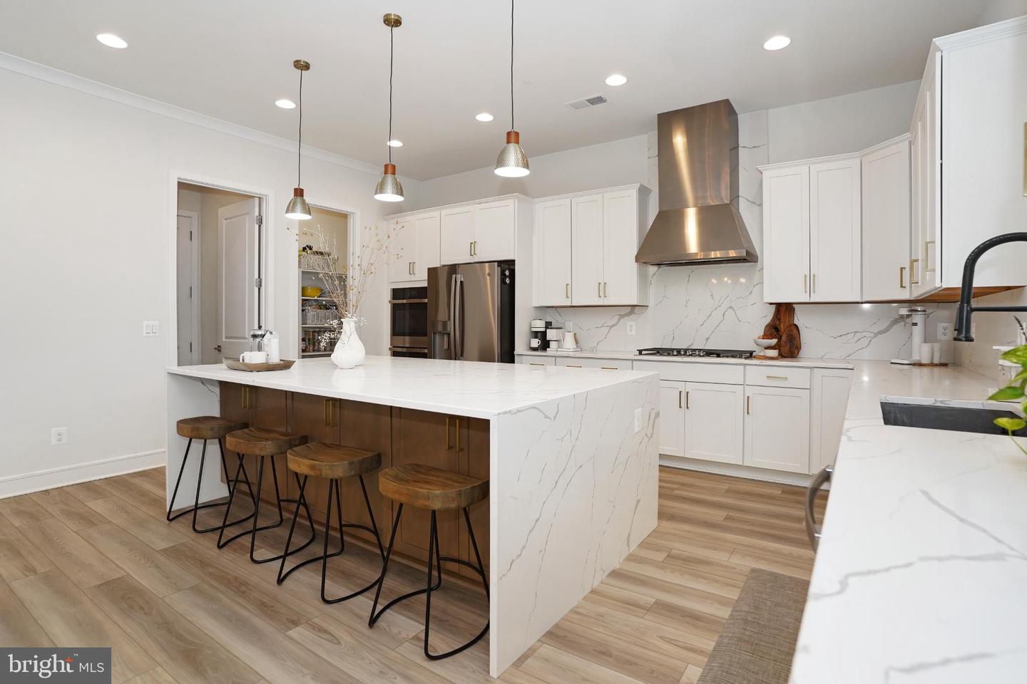 41405 GENTLE WIND PL, ALDIE, Virginia 20105, 4 Bedrooms Bedrooms, 8 Rooms Rooms,3 BathroomsBathrooms,Residential,For sale,41405 GENTLE WIND PL,VALO2106256 MLS # VALO2106256