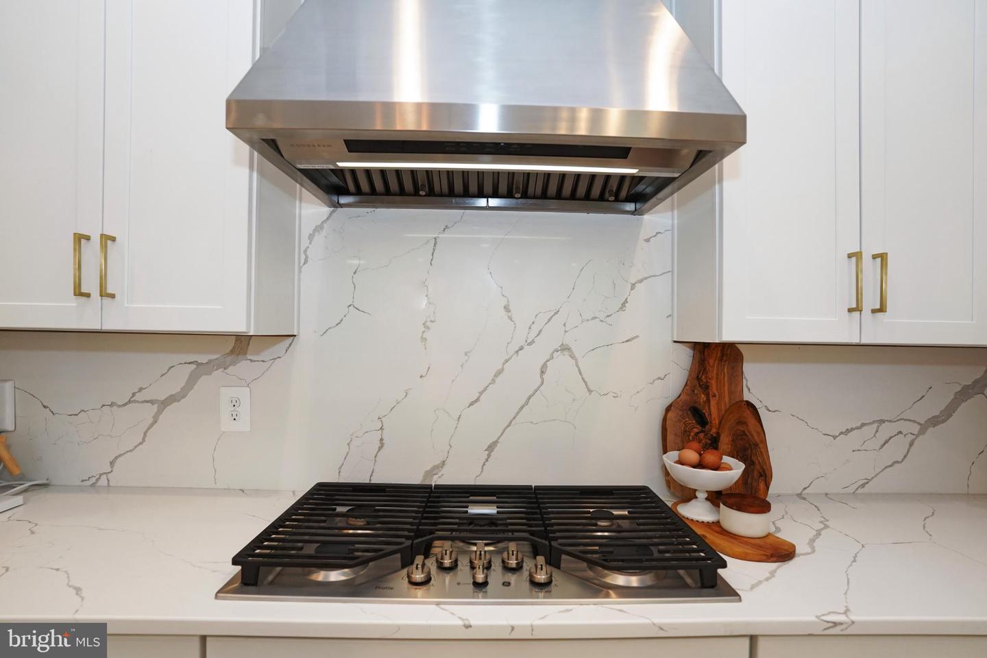 41405 GENTLE WIND PL, ALDIE, Virginia 20105, 4 Bedrooms Bedrooms, 8 Rooms Rooms,3 BathroomsBathrooms,Residential,For sale,41405 GENTLE WIND PL,VALO2106256 MLS # VALO2106256