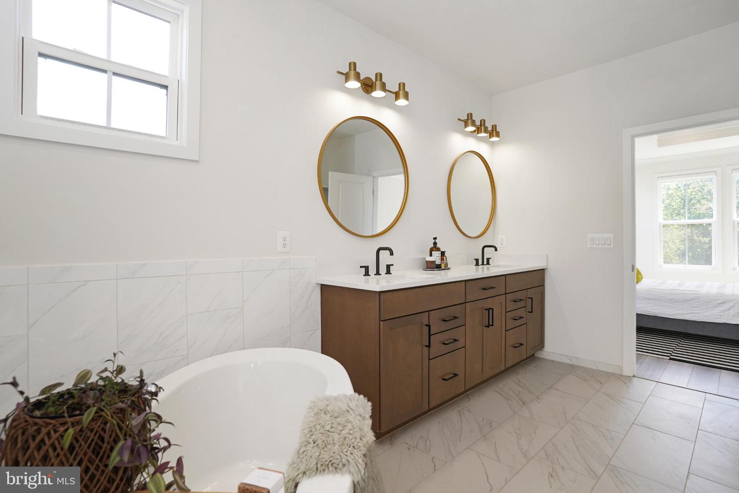 41405 GENTLE WIND PL, ALDIE, Virginia 20105, 4 Bedrooms Bedrooms, 8 Rooms Rooms,3 BathroomsBathrooms,Residential,For sale,41405 GENTLE WIND PL,VALO2106256 MLS # VALO2106256