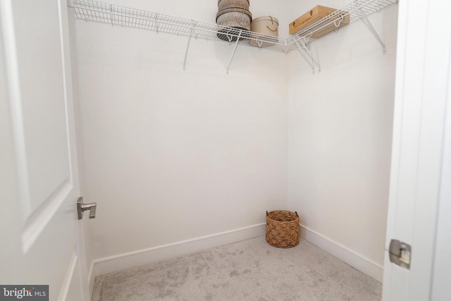 41405 GENTLE WIND PL, ALDIE, Virginia 20105, 4 Bedrooms Bedrooms, 8 Rooms Rooms,3 BathroomsBathrooms,Residential,For sale,41405 GENTLE WIND PL,VALO2106256 MLS # VALO2106256