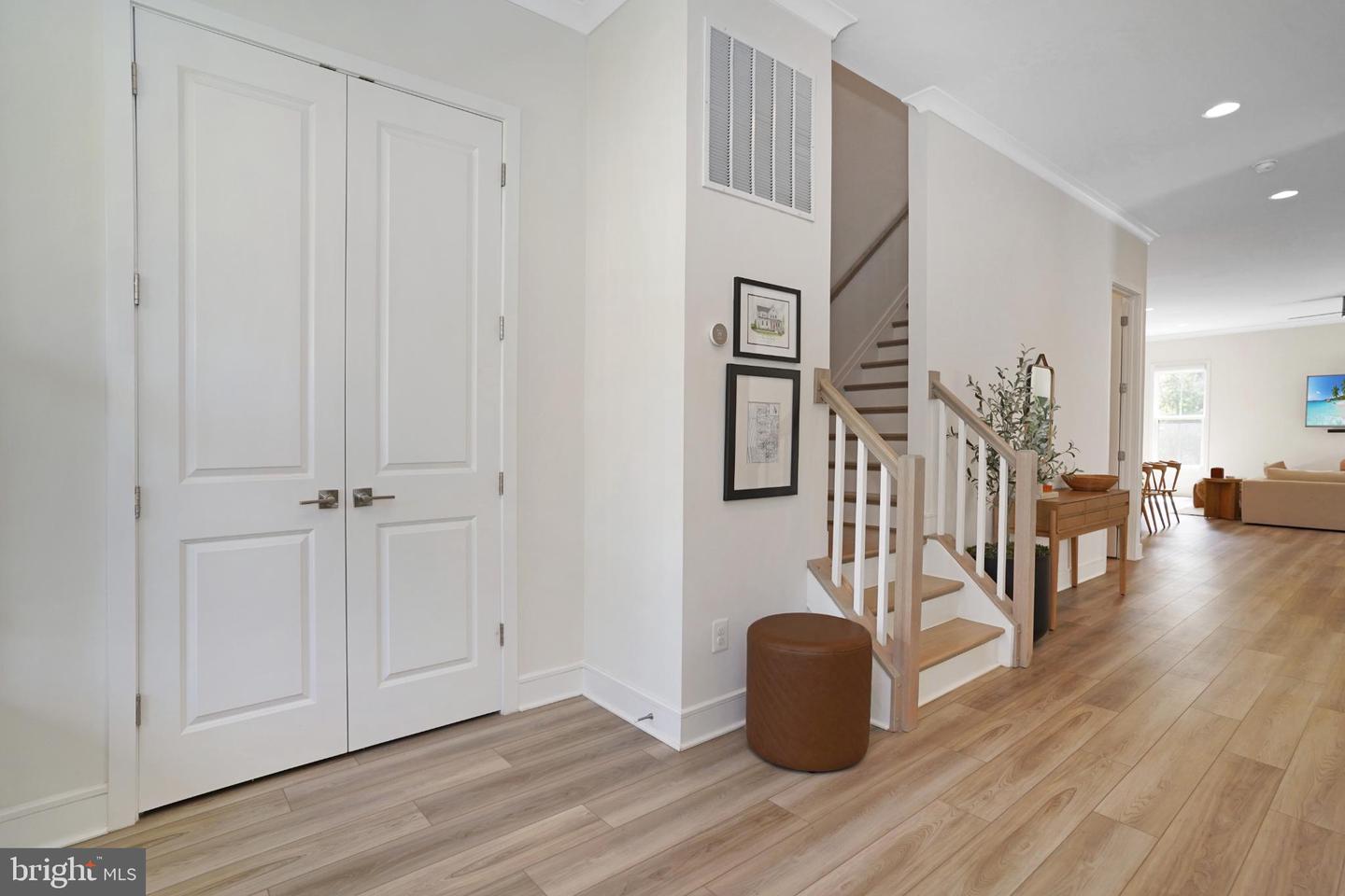 41405 GENTLE WIND PL, ALDIE, Virginia 20105, 4 Bedrooms Bedrooms, 8 Rooms Rooms,3 BathroomsBathrooms,Residential,For sale,41405 GENTLE WIND PL,VALO2106256 MLS # VALO2106256