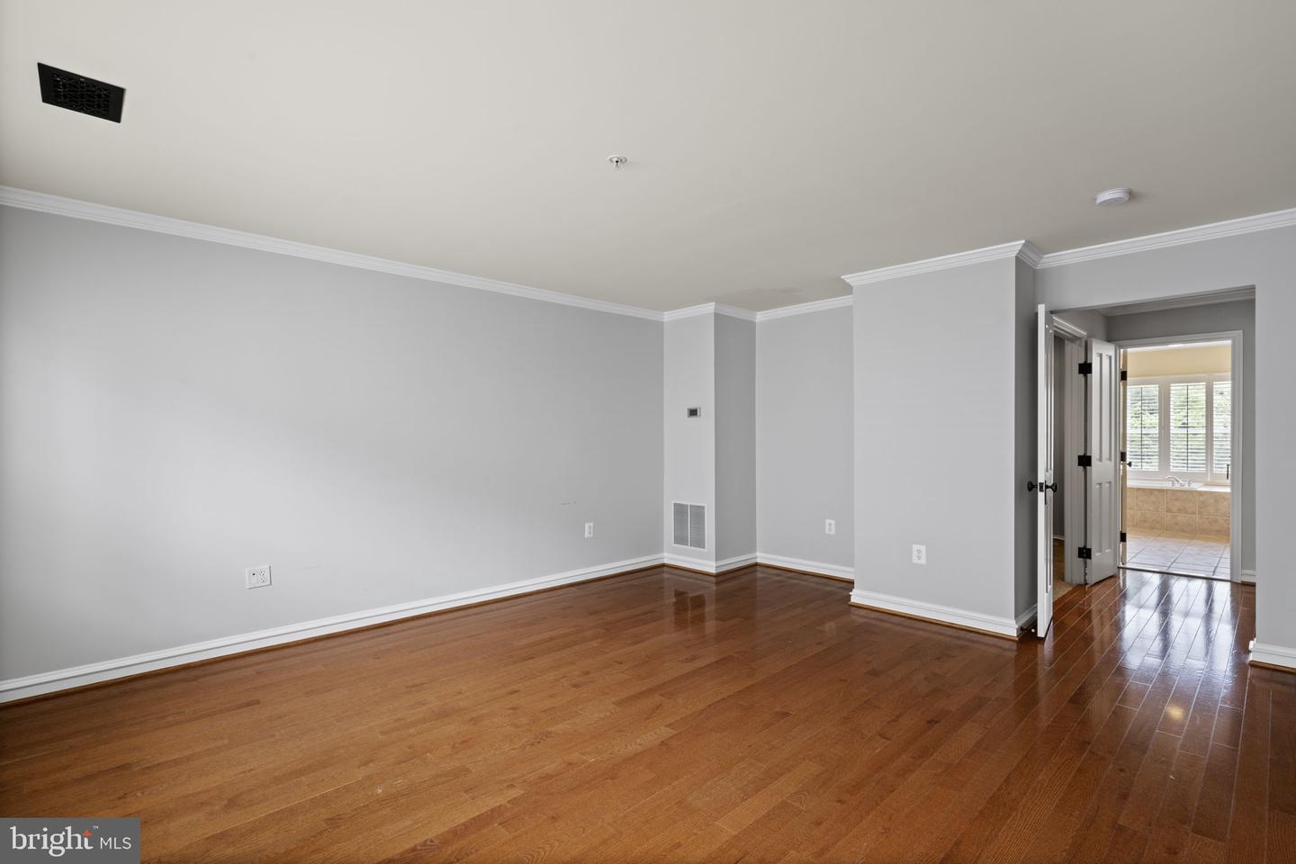 5127 GARDNER DR, ALEXANDRIA, Virginia 22304, 3 Bedrooms Bedrooms, ,2 BathroomsBathrooms,Residential,For sale,5127 GARDNER DR,VAAX2049490 MLS # VAAX2049490
