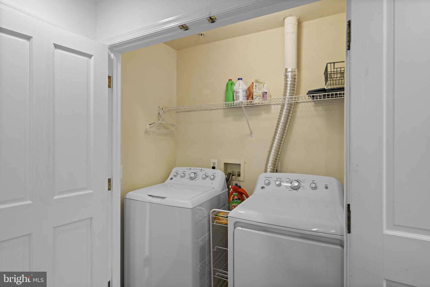 5127 GARDNER DR, ALEXANDRIA, Virginia 22304, 3 Bedrooms Bedrooms, ,2 BathroomsBathrooms,Residential,For sale,5127 GARDNER DR,VAAX2049490 MLS # VAAX2049490