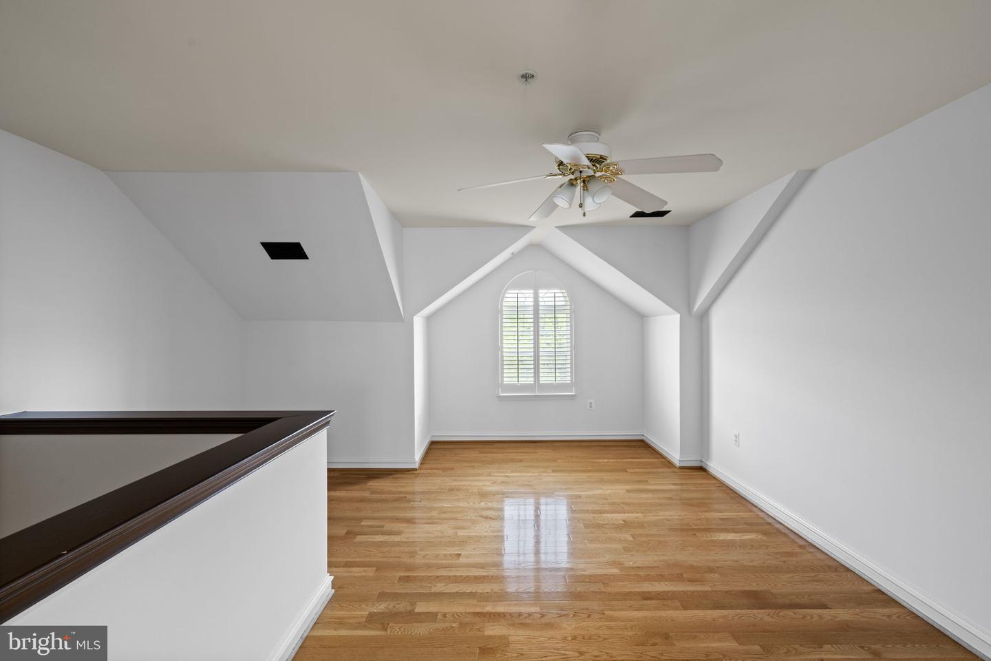 5127 GARDNER DR, ALEXANDRIA, Virginia 22304, 3 Bedrooms Bedrooms, ,2 BathroomsBathrooms,Residential,For sale,5127 GARDNER DR,VAAX2049490 MLS # VAAX2049490