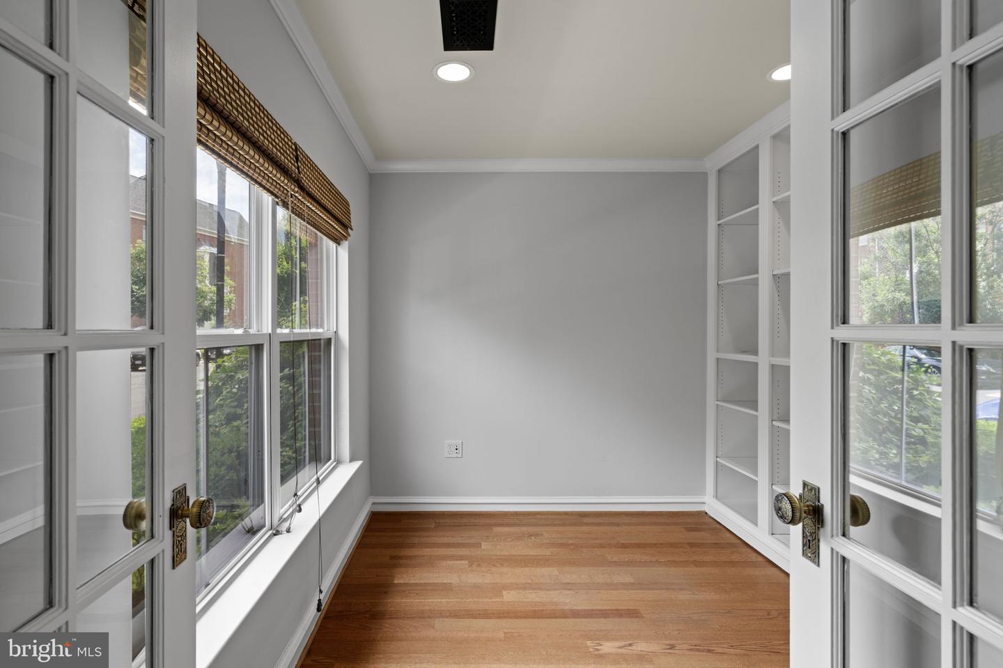 5127 GARDNER DR, ALEXANDRIA, Virginia 22304, 3 Bedrooms Bedrooms, ,2 BathroomsBathrooms,Residential,For sale,5127 GARDNER DR,VAAX2049490 MLS # VAAX2049490