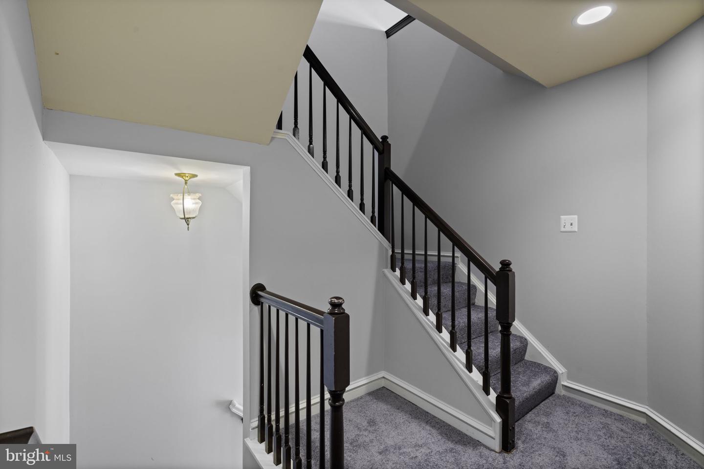 5127 GARDNER DR, ALEXANDRIA, Virginia 22304, 3 Bedrooms Bedrooms, ,2 BathroomsBathrooms,Residential,For sale,5127 GARDNER DR,VAAX2049490 MLS # VAAX2049490