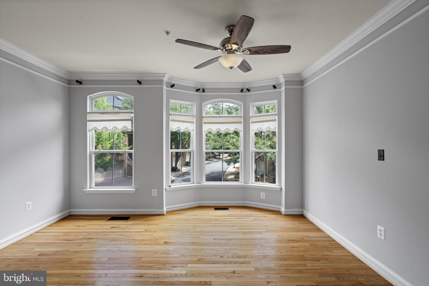5127 GARDNER DR, ALEXANDRIA, Virginia 22304, 3 Bedrooms Bedrooms, ,2 BathroomsBathrooms,Residential,For sale,5127 GARDNER DR,VAAX2049490 MLS # VAAX2049490