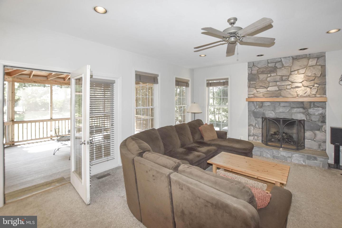 42235 GREEN MEADOW LN, LEESBURG, Virginia 20176, 5 Bedrooms Bedrooms, ,4 BathroomsBathrooms,Residential,For sale,42235 GREEN MEADOW LN,VALO2106502 MLS # VALO2106502