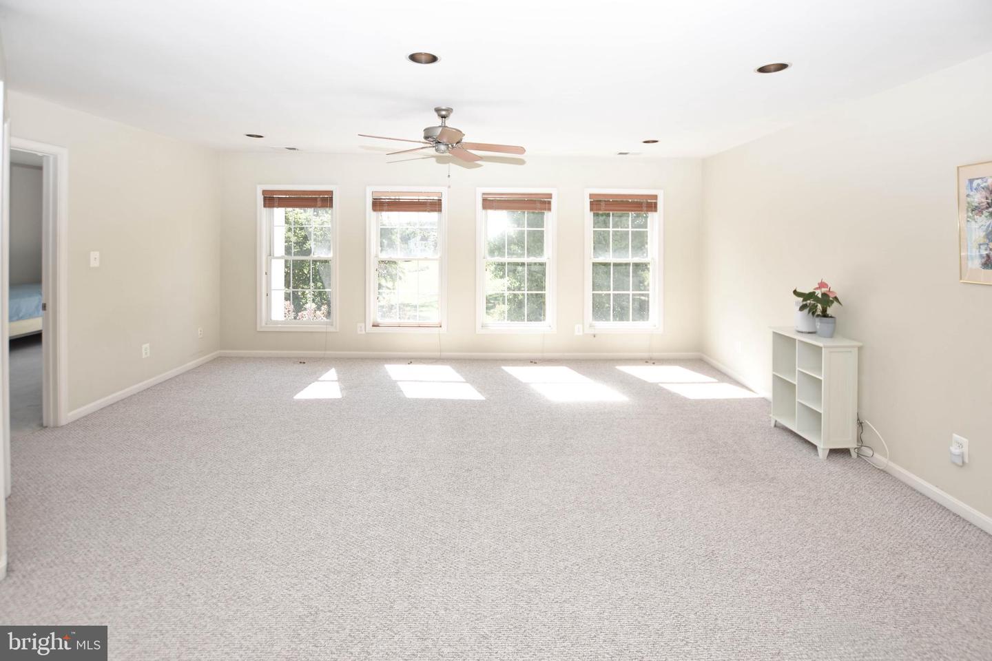42235 GREEN MEADOW LN, LEESBURG, Virginia 20176, 5 Bedrooms Bedrooms, ,4 BathroomsBathrooms,Residential,For sale,42235 GREEN MEADOW LN,VALO2106502 MLS # VALO2106502