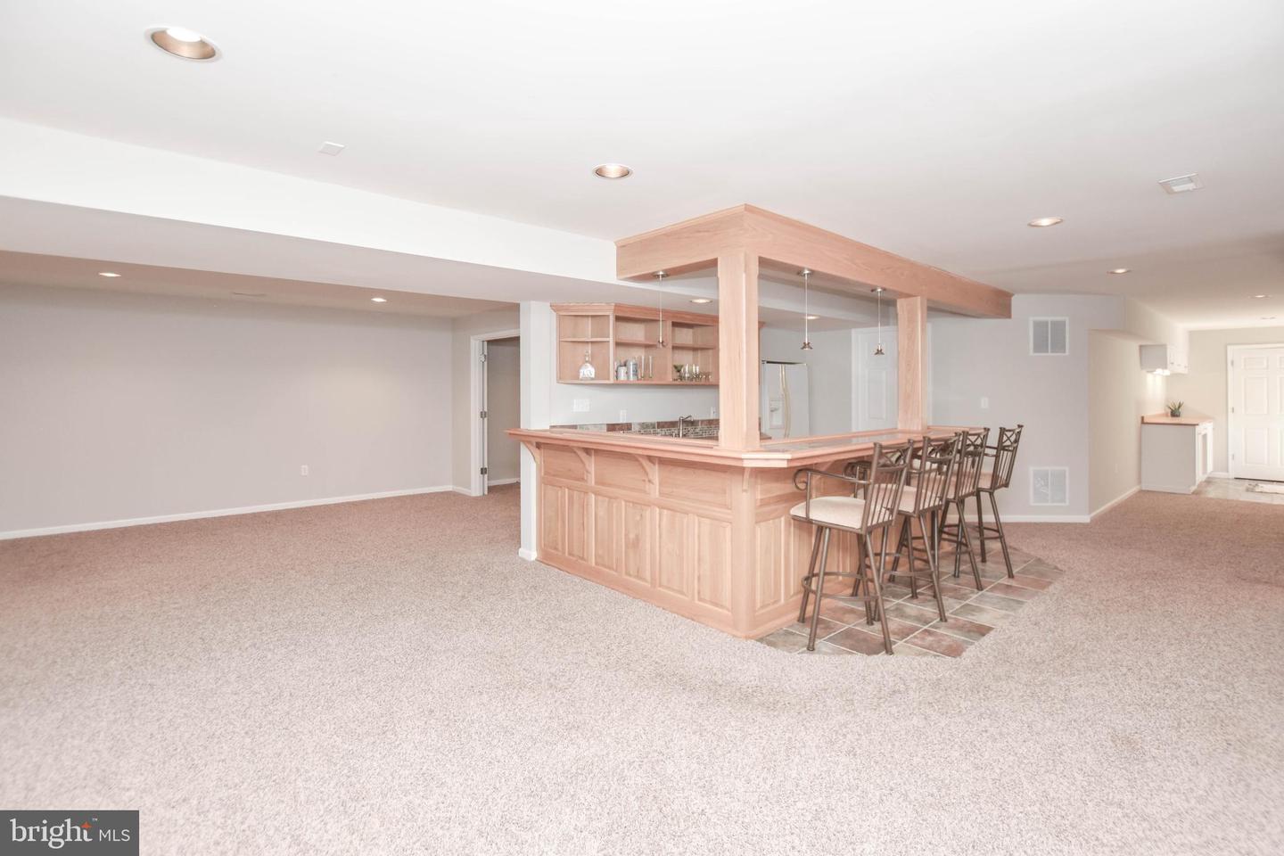 42235 GREEN MEADOW LN, LEESBURG, Virginia 20176, 5 Bedrooms Bedrooms, ,4 BathroomsBathrooms,Residential,For sale,42235 GREEN MEADOW LN,VALO2106502 MLS # VALO2106502