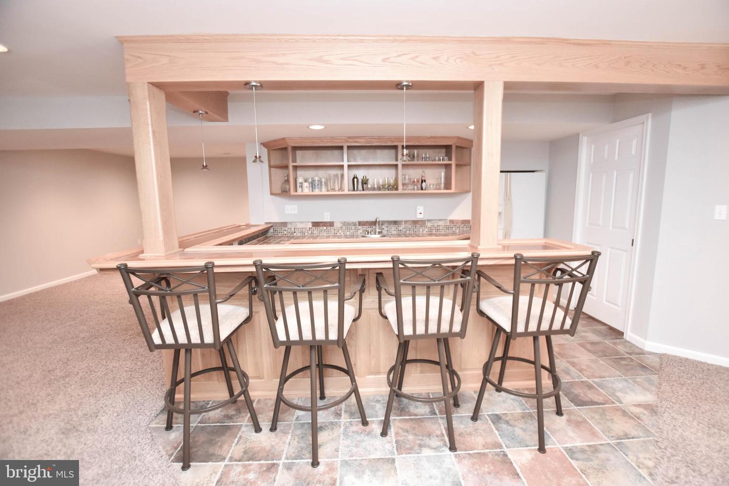 42235 GREEN MEADOW LN, LEESBURG, Virginia 20176, 5 Bedrooms Bedrooms, ,4 BathroomsBathrooms,Residential,For sale,42235 GREEN MEADOW LN,VALO2106502 MLS # VALO2106502
