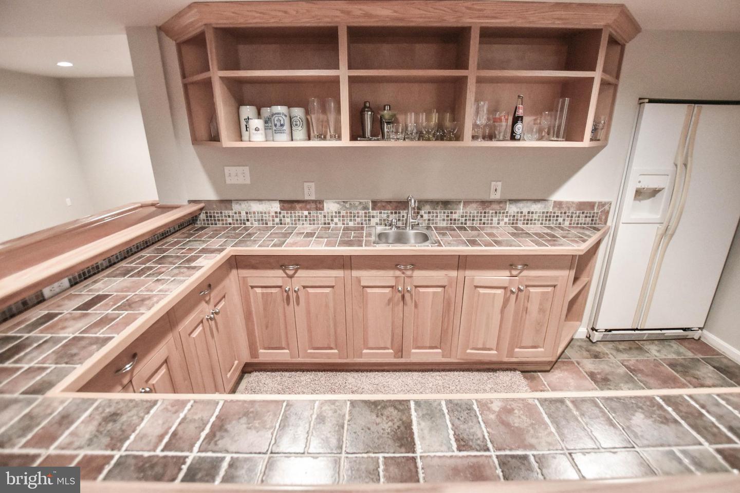 42235 GREEN MEADOW LN, LEESBURG, Virginia 20176, 5 Bedrooms Bedrooms, ,4 BathroomsBathrooms,Residential,For sale,42235 GREEN MEADOW LN,VALO2106502 MLS # VALO2106502