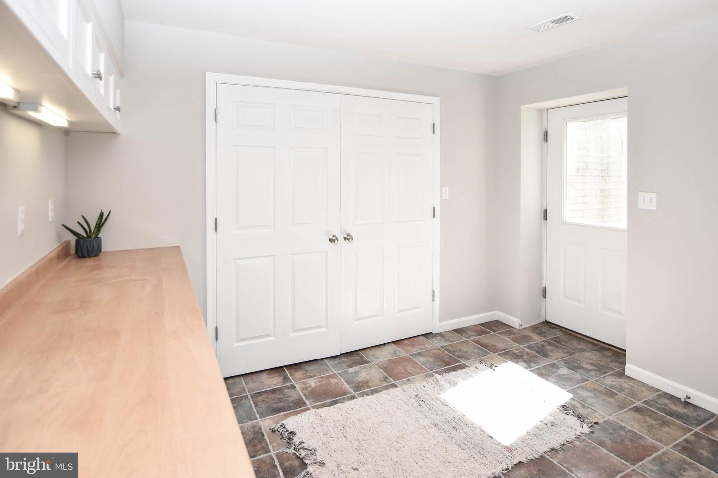 42235 GREEN MEADOW LN, LEESBURG, Virginia 20176, 5 Bedrooms Bedrooms, ,4 BathroomsBathrooms,Residential,For sale,42235 GREEN MEADOW LN,VALO2106502 MLS # VALO2106502