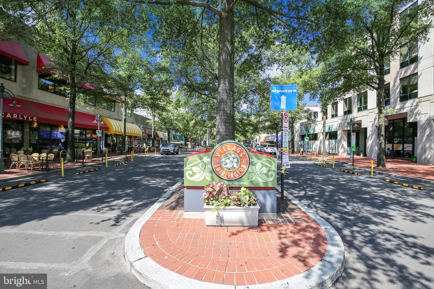 2814 S COLUMBUS ST, ARLINGTON, Virginia 22206, 2 Bedrooms Bedrooms, ,2 BathroomsBathrooms,Residential,For sale,2814 S COLUMBUS ST,VAAX2049512 MLS # VAAX2049512