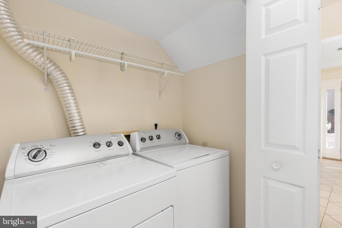 409 WATERS COVE CT, STAFFORD, Virginia 22554, 3 Bedrooms Bedrooms, ,2 BathroomsBathrooms,Residential,For sale,409 WATERS COVE CT,VAST2042602 MLS # VAST2042602