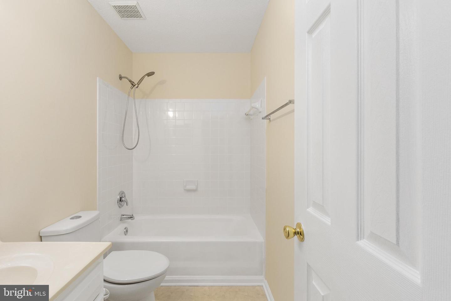 409 WATERS COVE CT, STAFFORD, Virginia 22554, 3 Bedrooms Bedrooms, ,2 BathroomsBathrooms,Residential,For sale,409 WATERS COVE CT,VAST2042602 MLS # VAST2042602