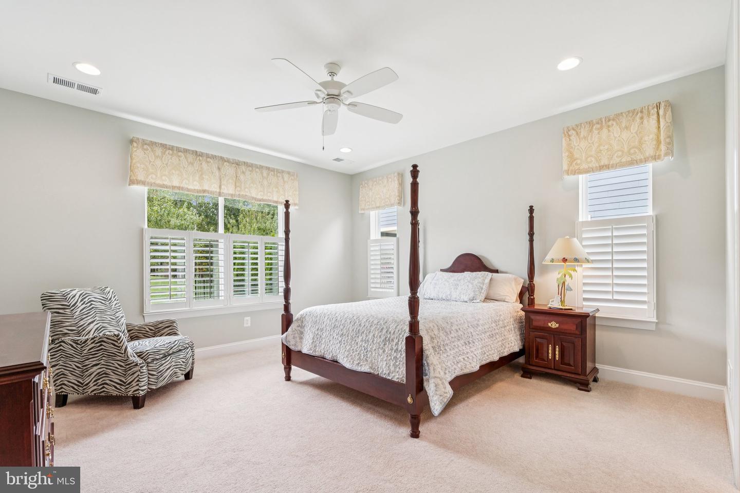 153 SONG SPARROW DR, LAKE FREDERICK, Virginia 22630, 2 Bedrooms Bedrooms, ,2 BathroomsBathrooms,Residential,For sale,153 SONG SPARROW DR,VAFV2036738 MLS # VAFV2036738