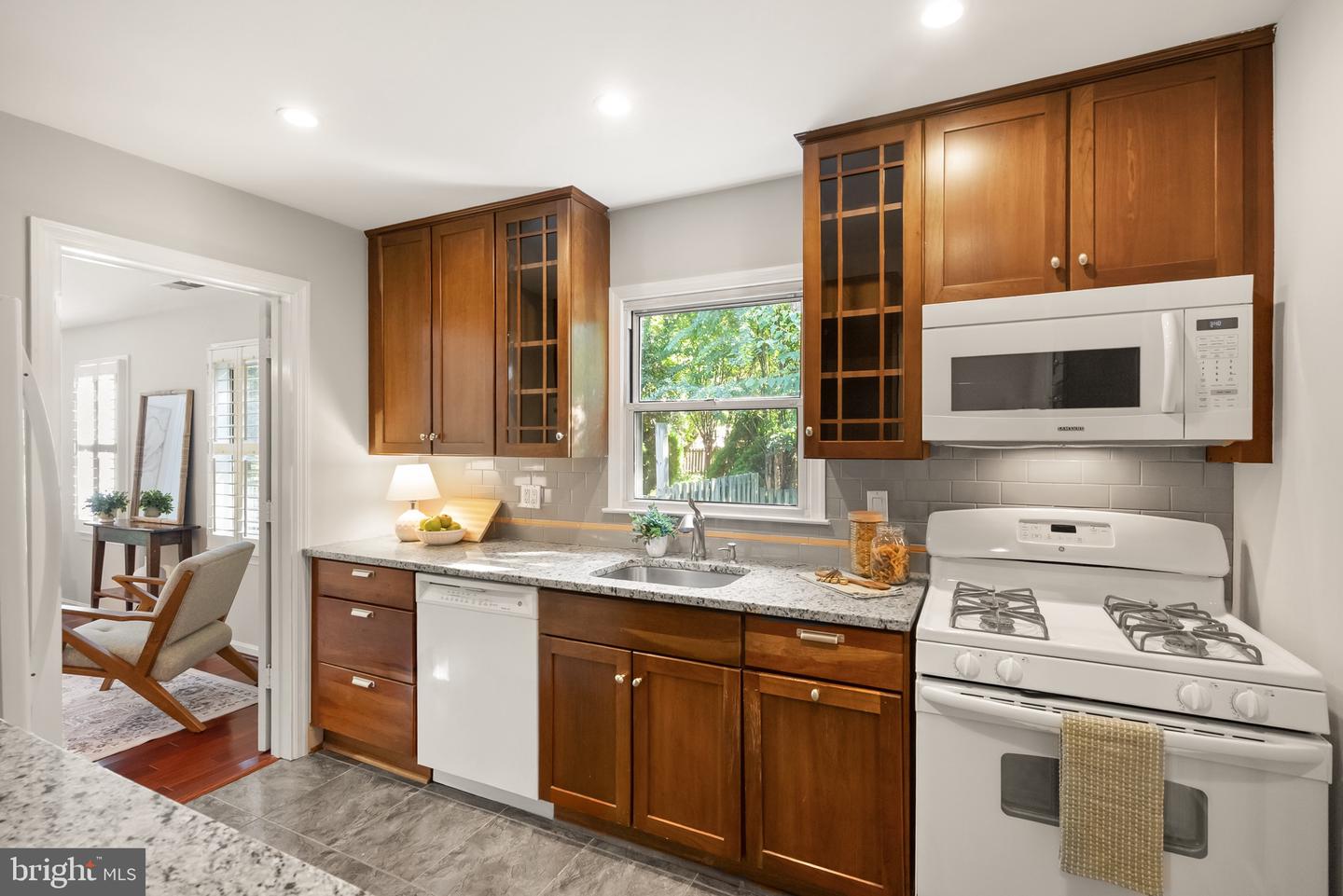 2849 FAIRMONT ST, FALLS CHURCH, Virginia 22042, 3 Bedrooms Bedrooms, ,2 BathroomsBathrooms,Residential,For sale,2849 FAIRMONT ST,VAFX2266388 MLS # VAFX2266388