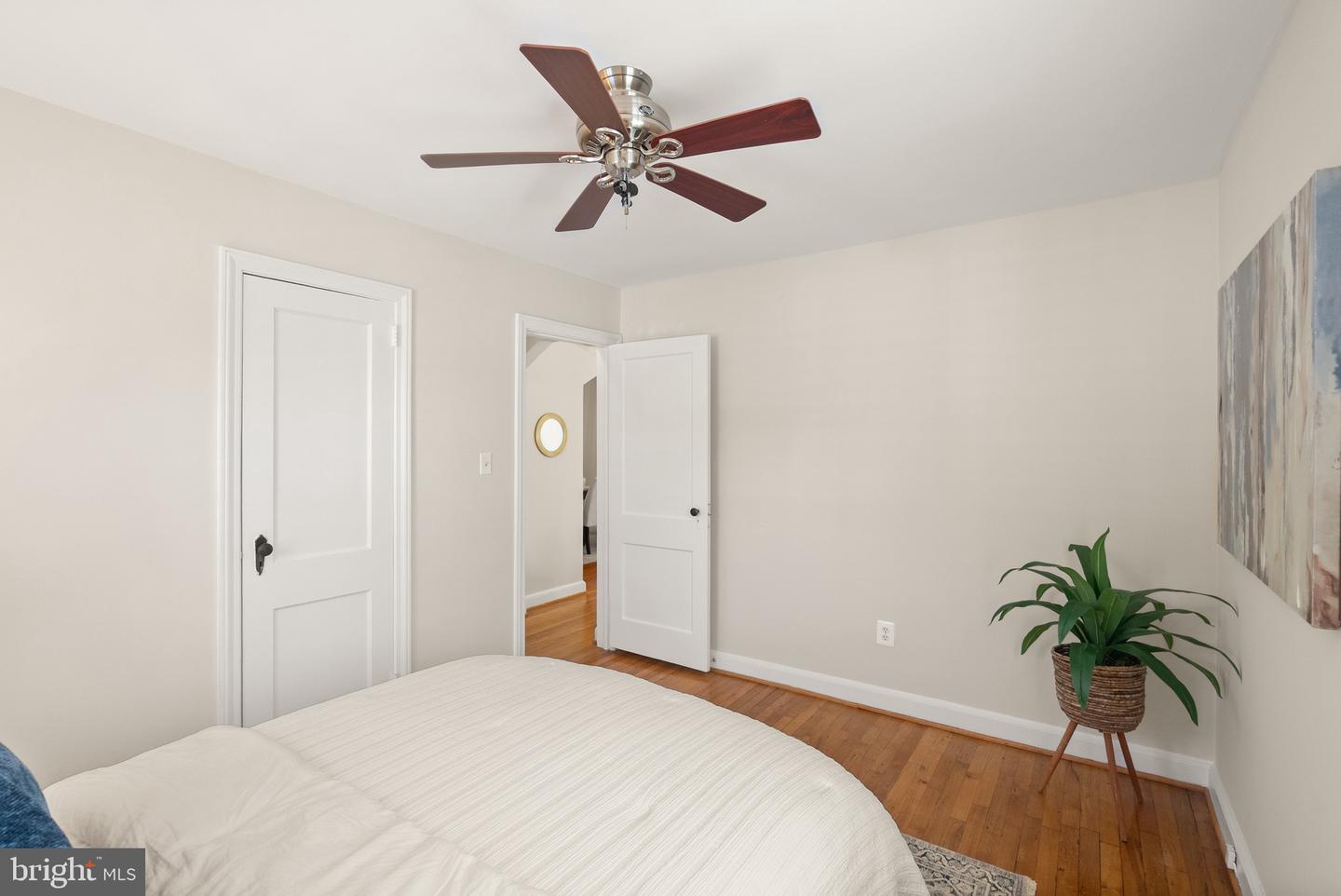 2849 FAIRMONT ST, FALLS CHURCH, Virginia 22042, 3 Bedrooms Bedrooms, ,2 BathroomsBathrooms,Residential,For sale,2849 FAIRMONT ST,VAFX2266388 MLS # VAFX2266388