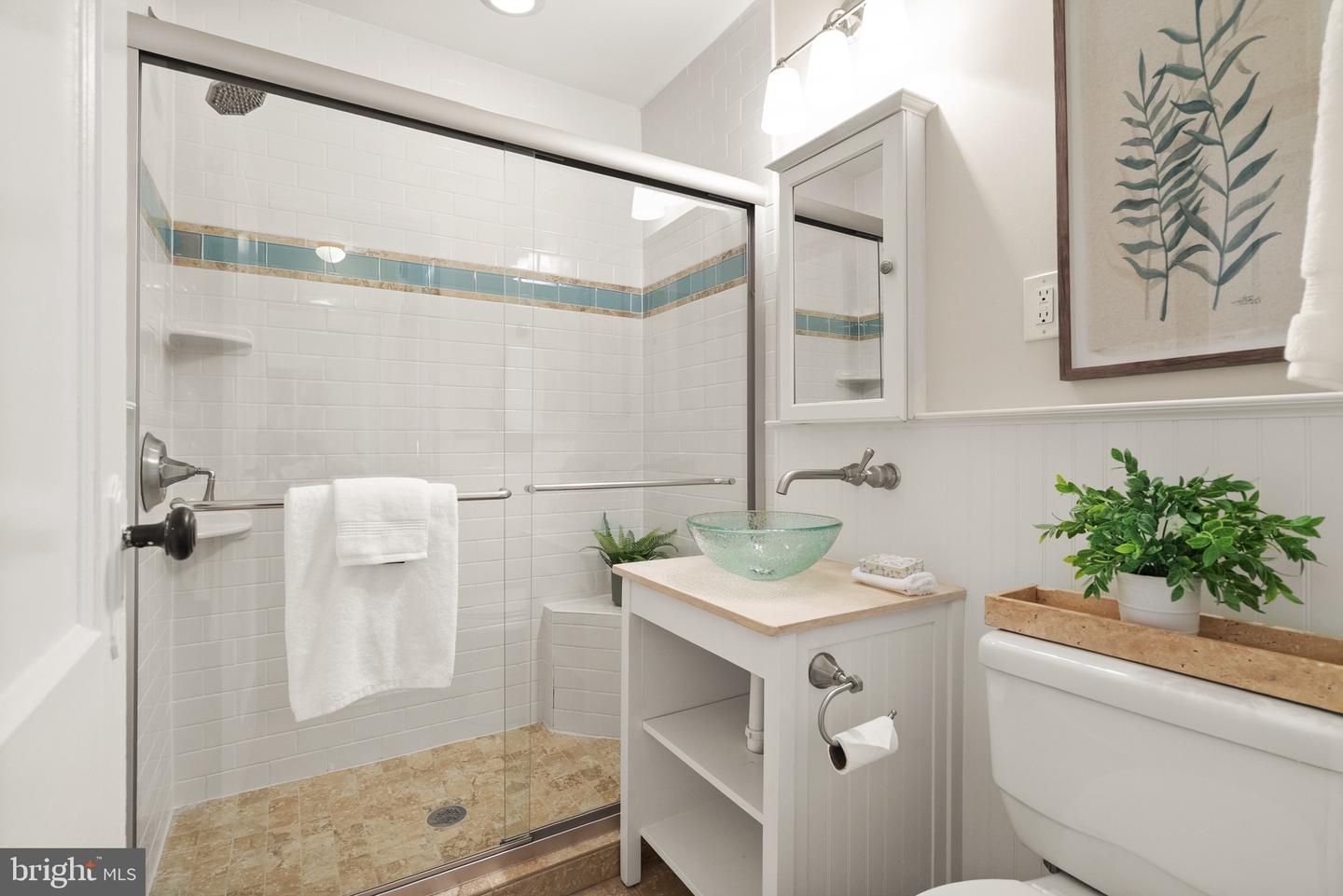 2849 FAIRMONT ST, FALLS CHURCH, Virginia 22042, 3 Bedrooms Bedrooms, ,2 BathroomsBathrooms,Residential,For sale,2849 FAIRMONT ST,VAFX2266388 MLS # VAFX2266388