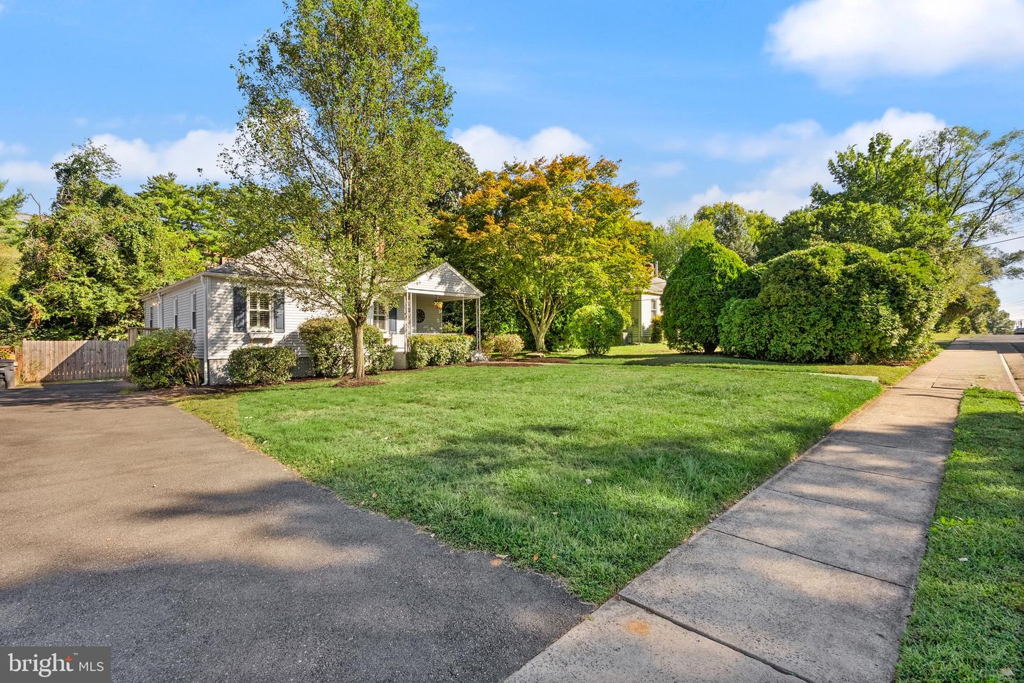 2849 FAIRMONT ST, FALLS CHURCH, Virginia 22042, 3 Bedrooms Bedrooms, ,2 BathroomsBathrooms,Residential,For sale,2849 FAIRMONT ST,VAFX2266388 MLS # VAFX2266388