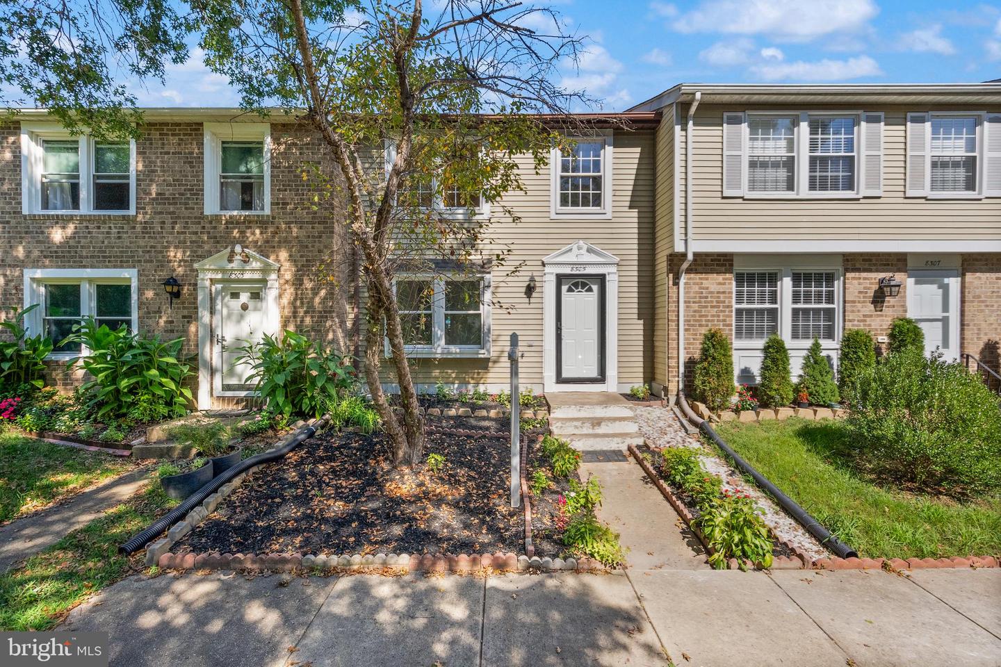 8305 PONDSIDE TER, ALEXANDRIA, Virginia 22309, 3 Bedrooms Bedrooms, ,2 BathroomsBathrooms,Residential,For sale,8305 PONDSIDE TER,VAFX2266420 MLS # VAFX2266420