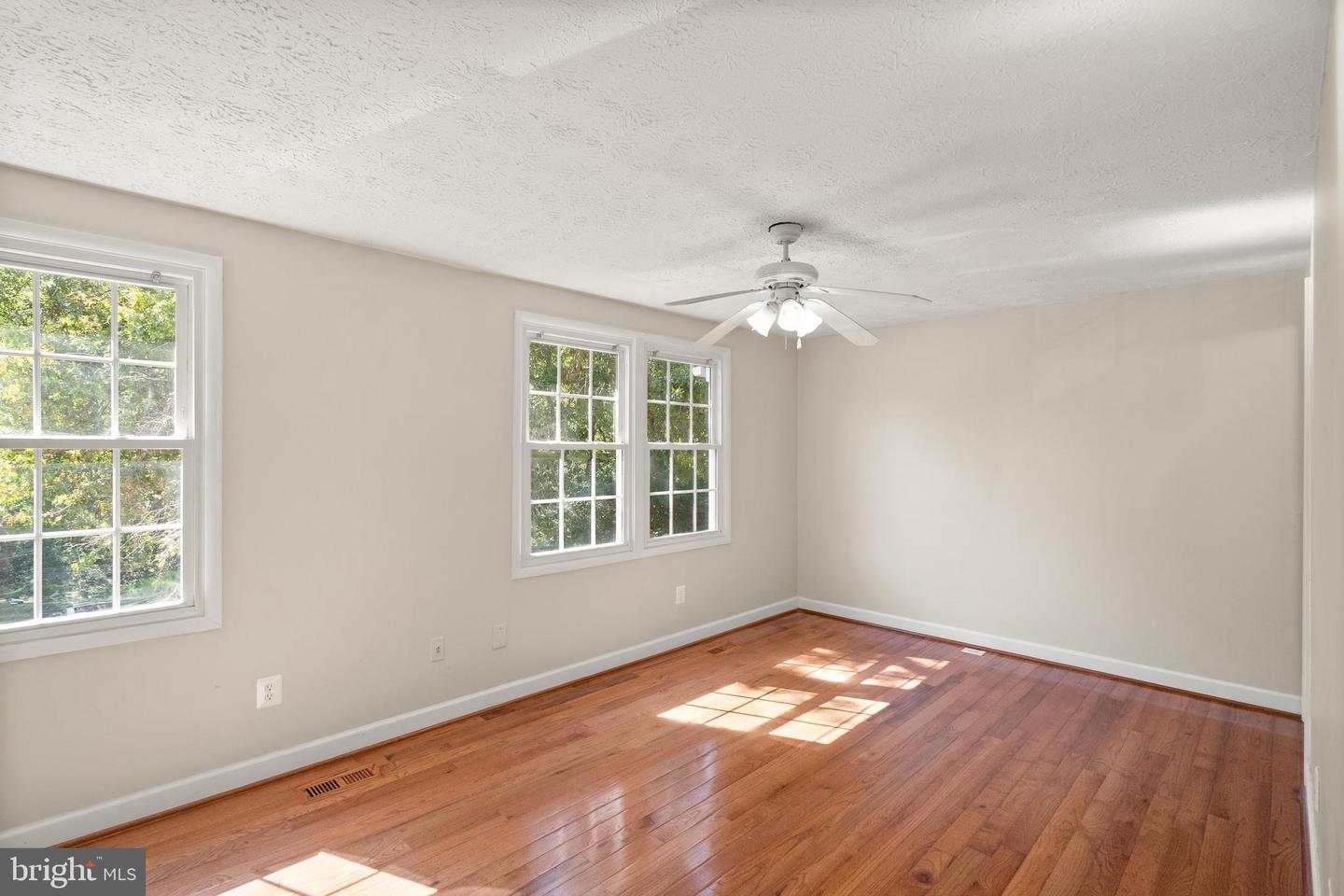 8305 PONDSIDE TER, ALEXANDRIA, Virginia 22309, 3 Bedrooms Bedrooms, ,2 BathroomsBathrooms,Residential,For sale,8305 PONDSIDE TER,VAFX2266420 MLS # VAFX2266420