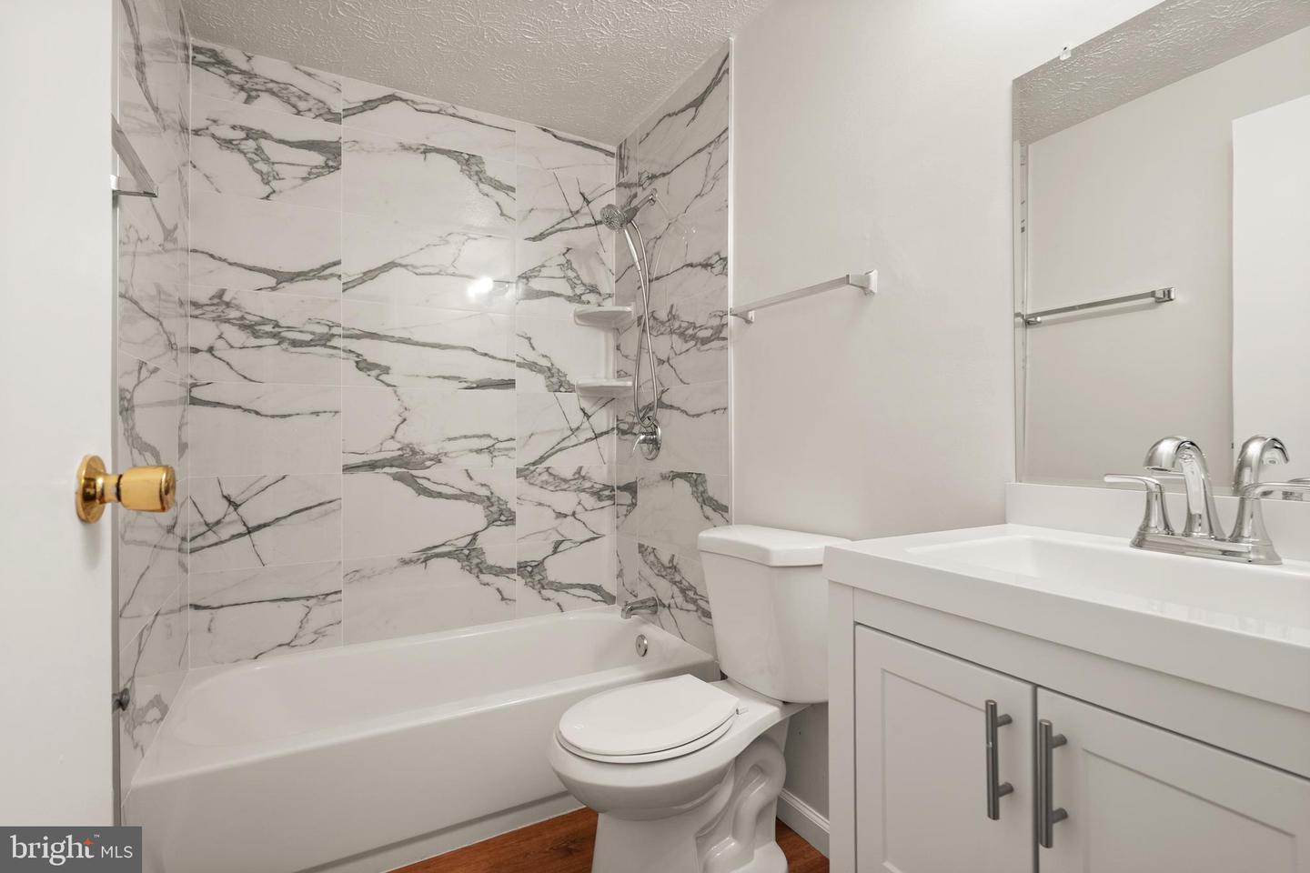 8305 PONDSIDE TER, ALEXANDRIA, Virginia 22309, 3 Bedrooms Bedrooms, ,2 BathroomsBathrooms,Residential,For sale,8305 PONDSIDE TER,VAFX2266420 MLS # VAFX2266420