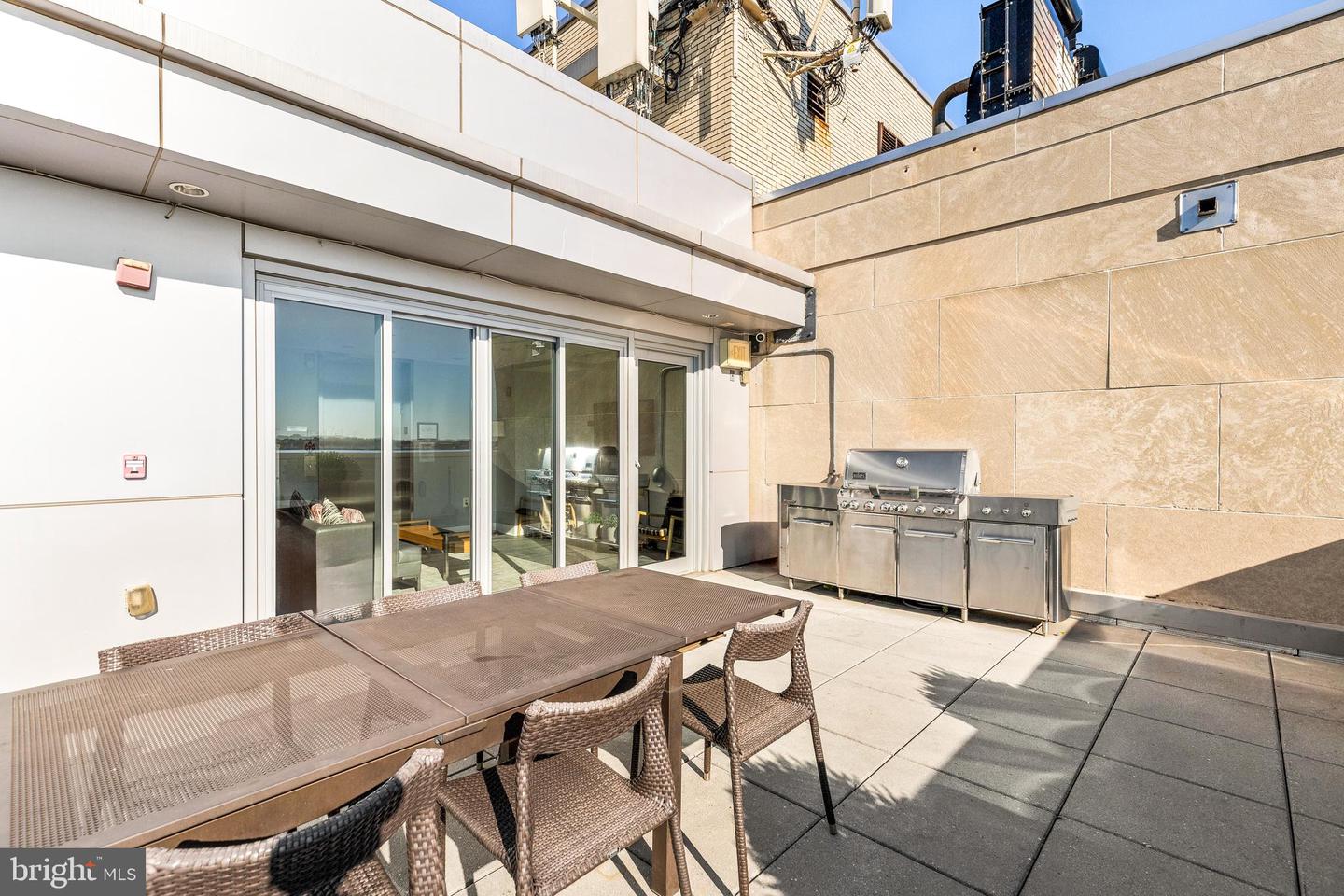 1401 R ST NW #206, WASHINGTON, District Of Columbia 20009, 1 Bedroom Bedrooms, ,1 BathroomBathrooms,Residential,For sale,1401 R ST NW #206,DCDC2221760 MLS # DCDC2221760