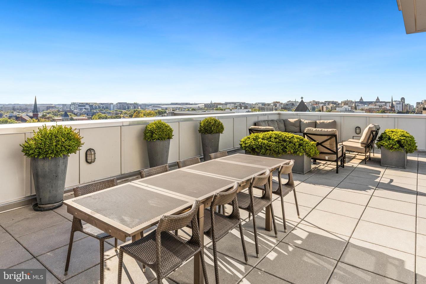 1401 R ST NW #206, WASHINGTON, District Of Columbia 20009, 1 Bedroom Bedrooms, ,1 BathroomBathrooms,Residential,For sale,1401 R ST NW #206,DCDC2221760 MLS # DCDC2221760