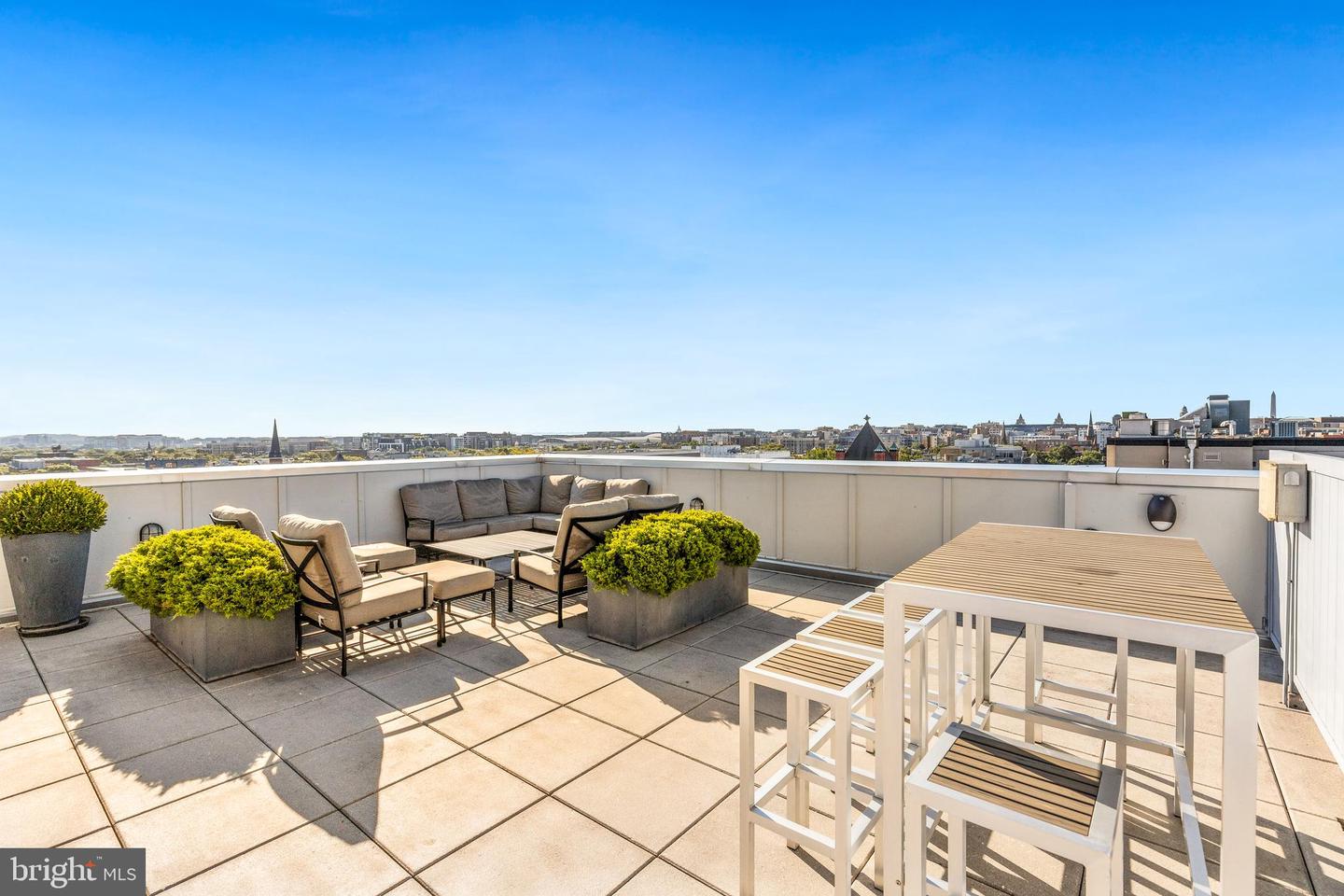 1401 R ST NW #206, WASHINGTON, District Of Columbia 20009, 1 Bedroom Bedrooms, ,1 BathroomBathrooms,Residential,For sale,1401 R ST NW #206,DCDC2221760 MLS # DCDC2221760
