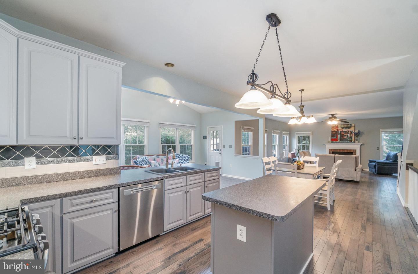 11 THAMES CT, STAFFORD, Virginia 22554, 4 Bedrooms Bedrooms, ,3 BathroomsBathrooms,Residential,For sale,11 THAMES CT,VAST2042650 MLS # VAST2042650