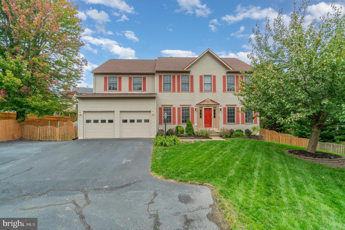 11 THAMES CT, STAFFORD, Virginia 22554, 4 Bedrooms Bedrooms, ,3 BathroomsBathrooms,Residential,For sale,11 THAMES CT,VAST2042650 MLS # VAST2042650