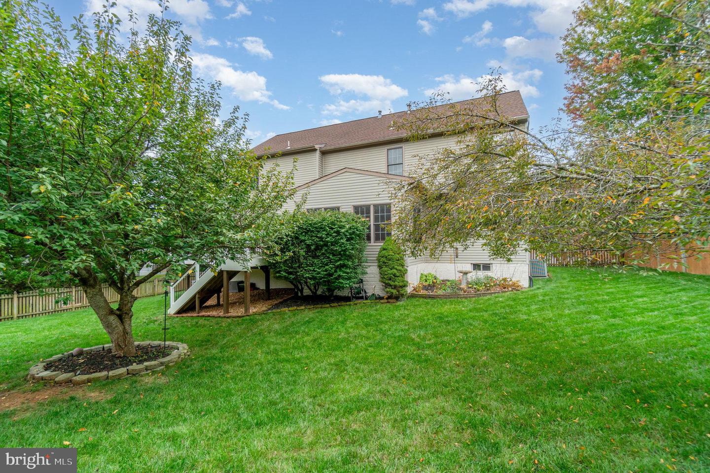 11 THAMES CT, STAFFORD, Virginia 22554, 4 Bedrooms Bedrooms, ,3 BathroomsBathrooms,Residential,For sale,11 THAMES CT,VAST2042650 MLS # VAST2042650