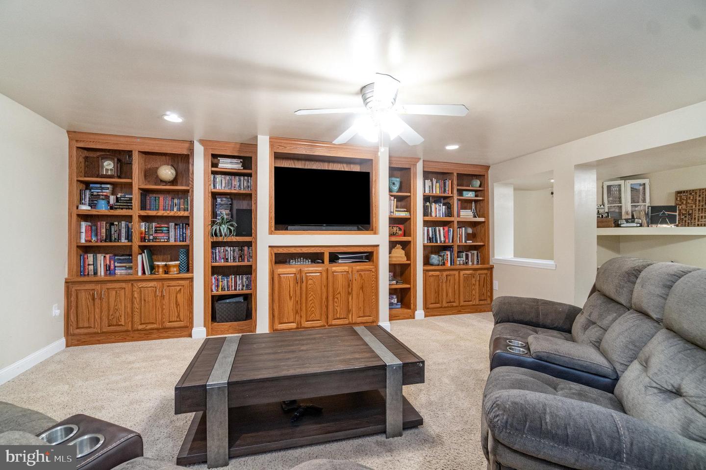 11 THAMES CT, STAFFORD, Virginia 22554, 4 Bedrooms Bedrooms, ,3 BathroomsBathrooms,Residential,For sale,11 THAMES CT,VAST2042650 MLS # VAST2042650
