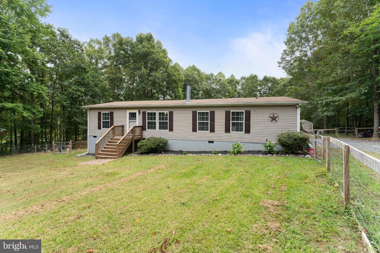 1452 C G WOODSON RD, NEW CANTON, Virginia 23123, 4 Bedrooms Bedrooms, 9 Rooms Rooms,2 BathroomsBathrooms,Residential,For sale,1452 C G WOODSON RD,VABH2000214 MLS # VABH2000214