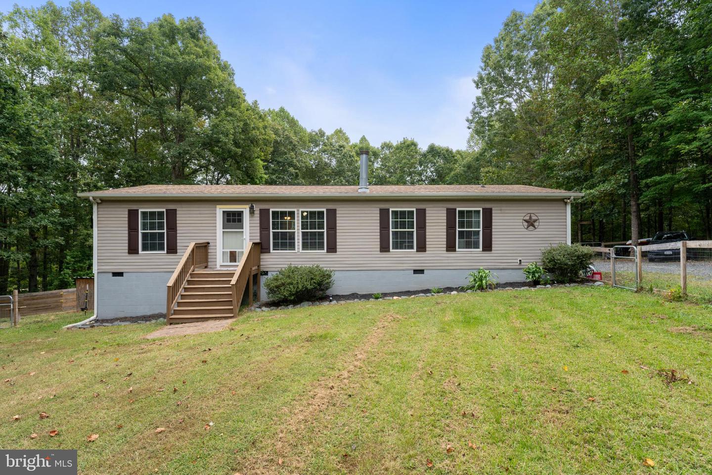 1452 C G WOODSON RD, NEW CANTON, Virginia 23123, 4 Bedrooms Bedrooms, 9 Rooms Rooms,2 BathroomsBathrooms,Residential,For sale,1452 C G WOODSON RD,VABH2000214 MLS # VABH2000214
