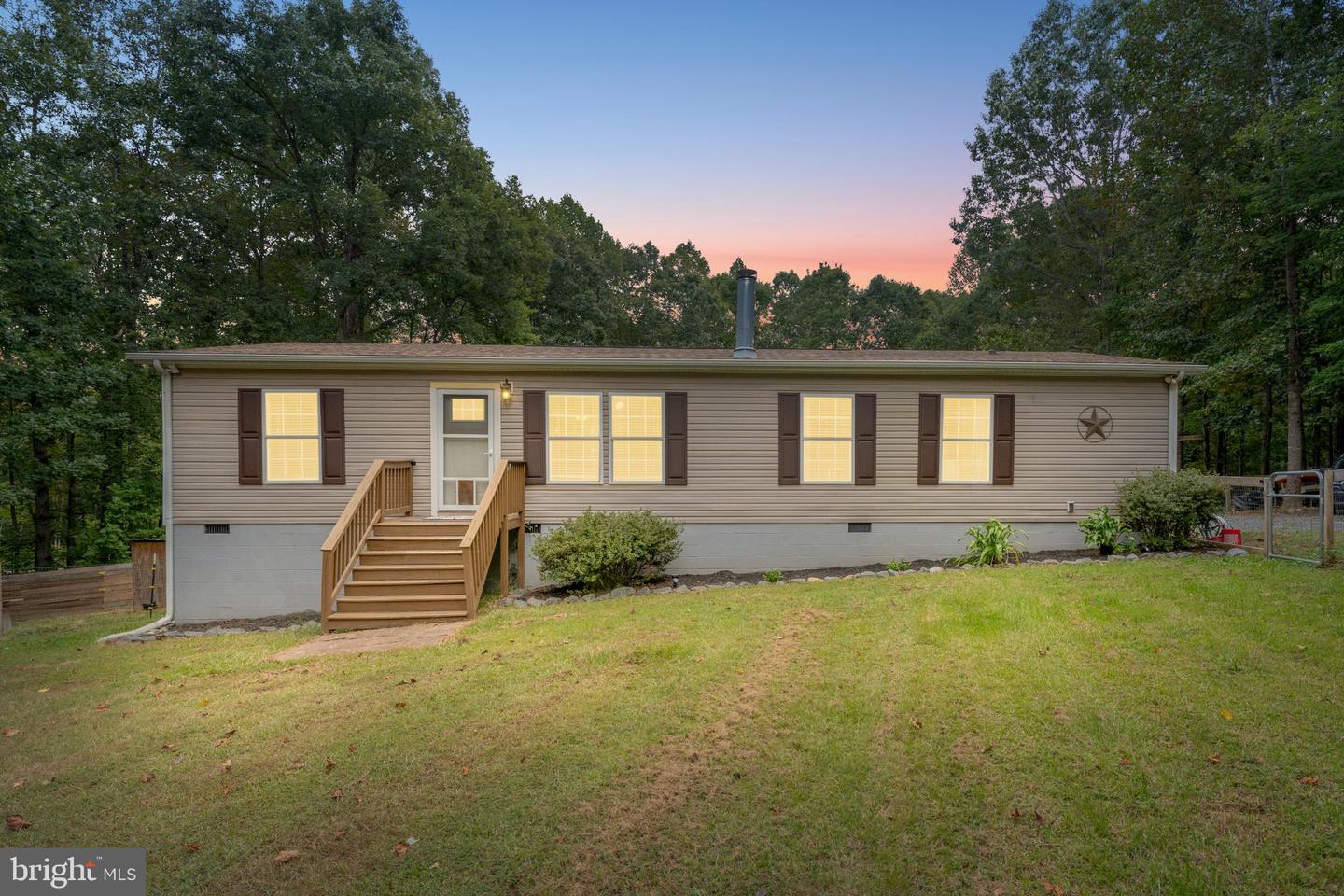 1452 C G WOODSON RD, NEW CANTON, Virginia 23123, 4 Bedrooms Bedrooms, 9 Rooms Rooms,2 BathroomsBathrooms,Residential,For sale,1452 C G WOODSON RD,VABH2000214 MLS # VABH2000214