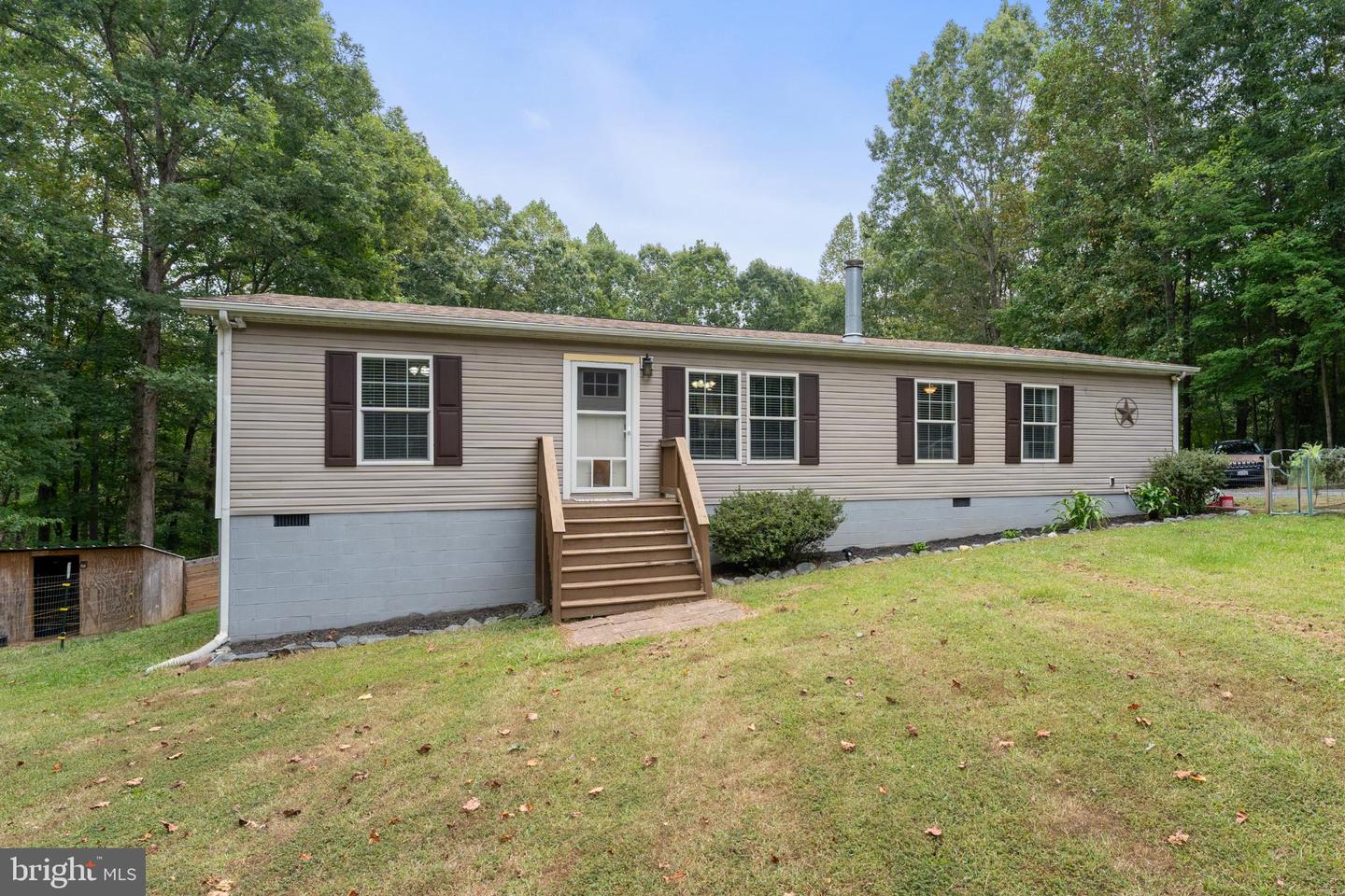1452 C G WOODSON RD, NEW CANTON, Virginia 23123, 4 Bedrooms Bedrooms, 9 Rooms Rooms,2 BathroomsBathrooms,Residential,For sale,1452 C G WOODSON RD,VABH2000214 MLS # VABH2000214