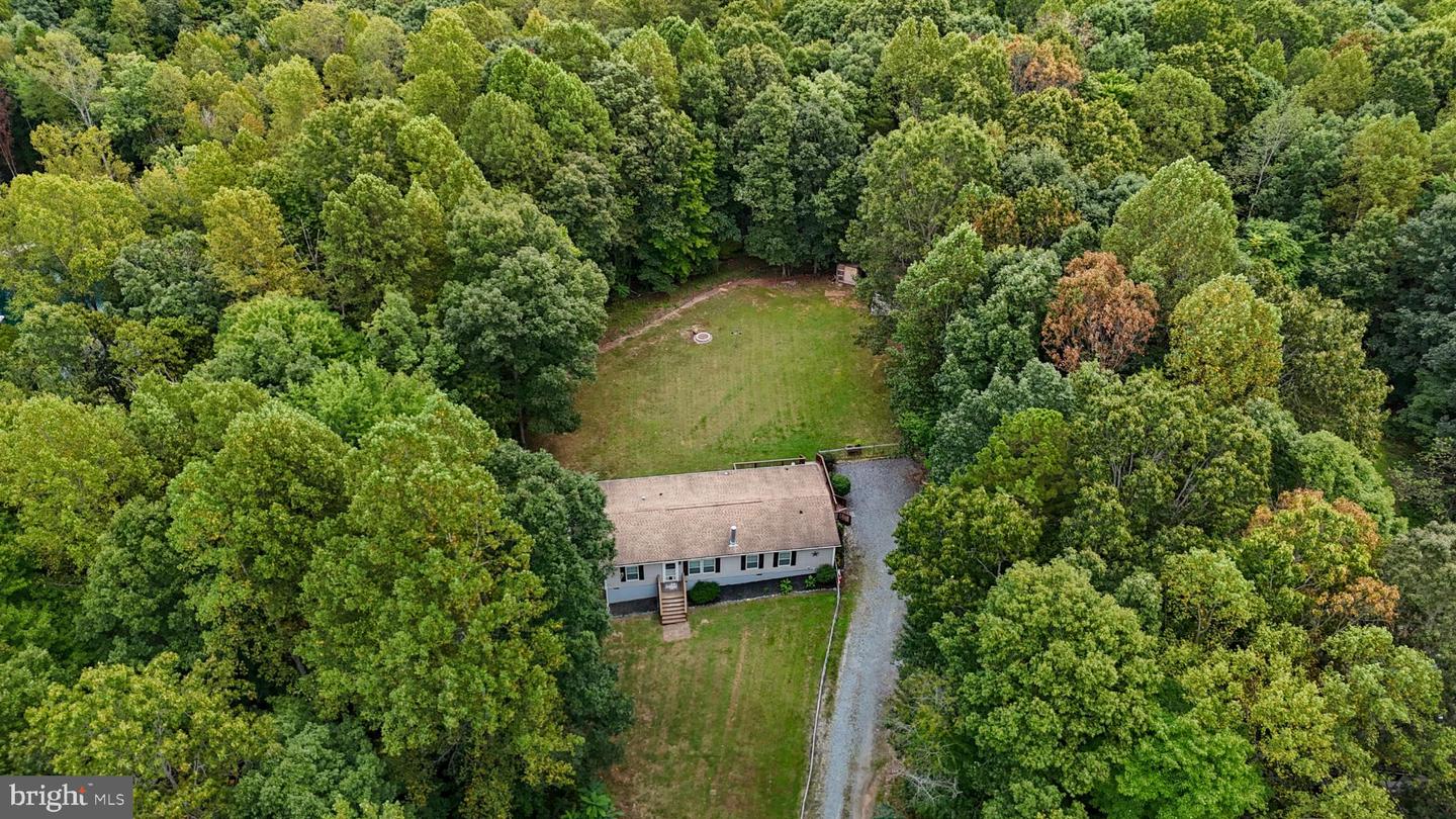 1452 C G WOODSON RD, NEW CANTON, Virginia 23123, 4 Bedrooms Bedrooms, 9 Rooms Rooms,2 BathroomsBathrooms,Residential,For sale,1452 C G WOODSON RD,VABH2000214 MLS # VABH2000214
