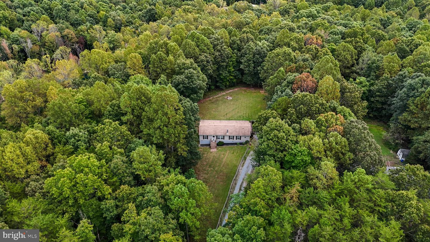 1452 C G WOODSON RD, NEW CANTON, Virginia 23123, 4 Bedrooms Bedrooms, 9 Rooms Rooms,2 BathroomsBathrooms,Residential,For sale,1452 C G WOODSON RD,VABH2000214 MLS # VABH2000214