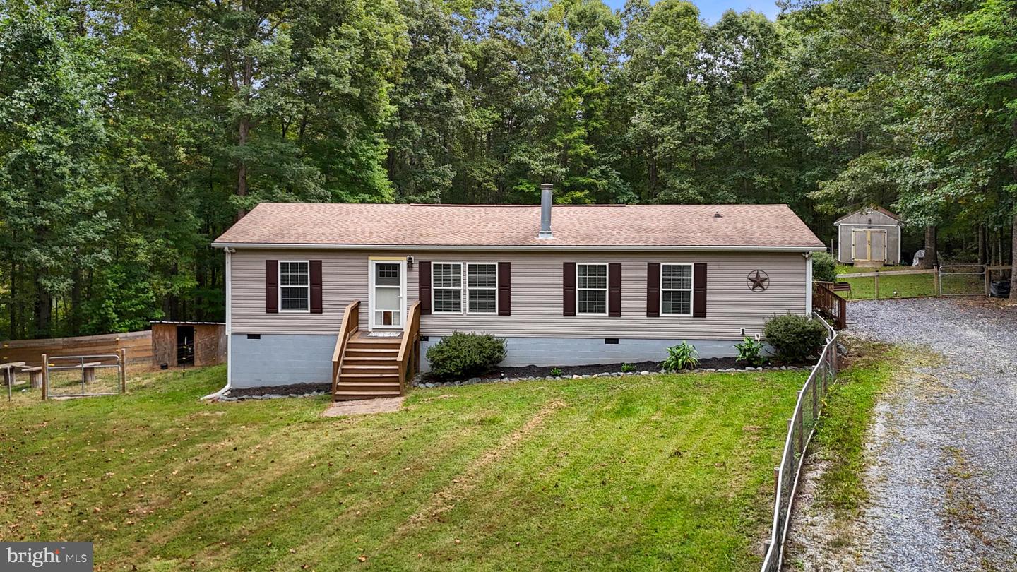 1452 C G WOODSON RD, NEW CANTON, Virginia 23123, 4 Bedrooms Bedrooms, 9 Rooms Rooms,2 BathroomsBathrooms,Residential,For sale,1452 C G WOODSON RD,VABH2000214 MLS # VABH2000214