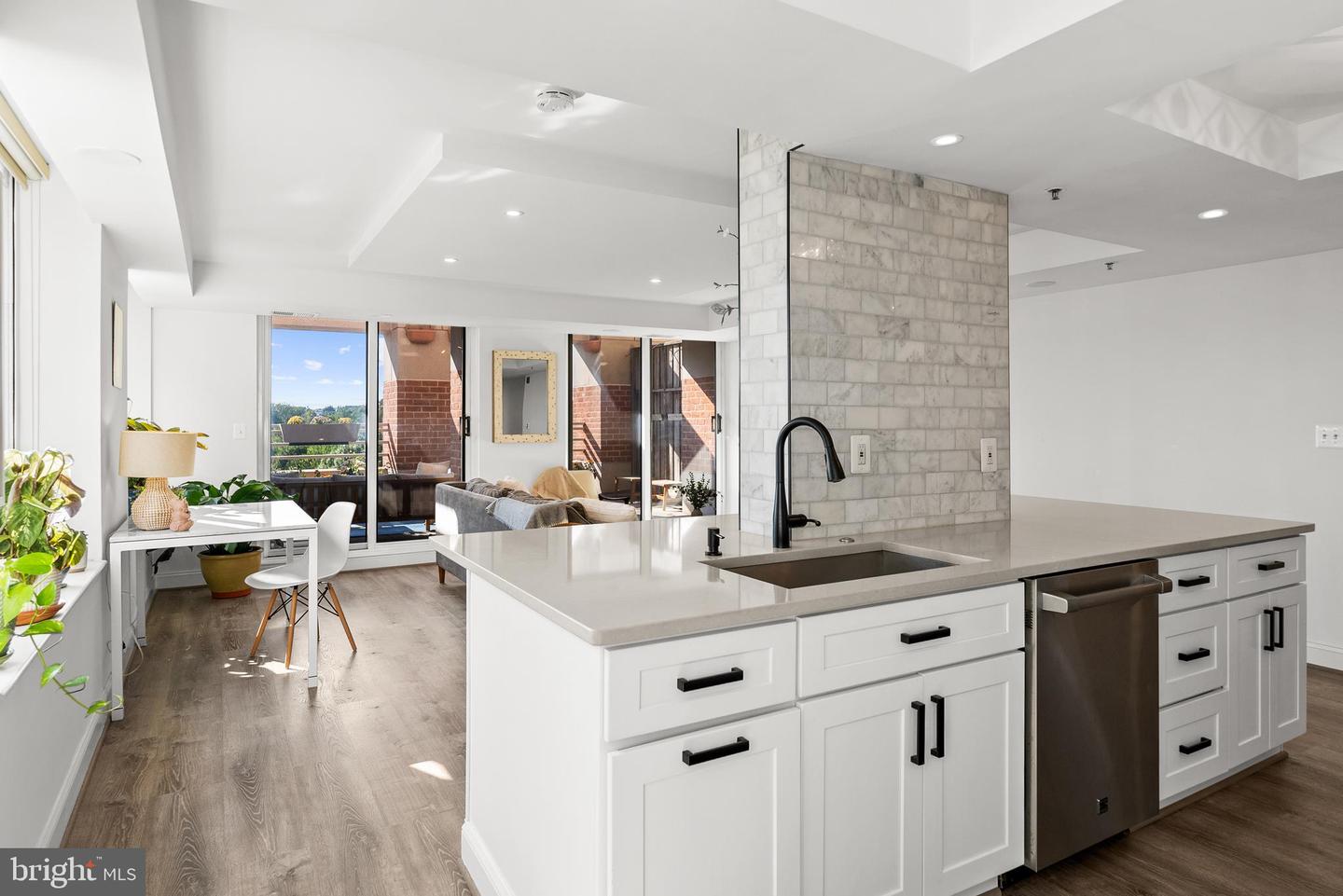 1275 25TH ST NW #610, WASHINGTON, District Of Columbia 20037, 1 Bedroom Bedrooms, ,1 BathroomBathrooms,Residential,For sale,1275 25TH ST NW #610,DCDC2222294 MLS # DCDC2222294