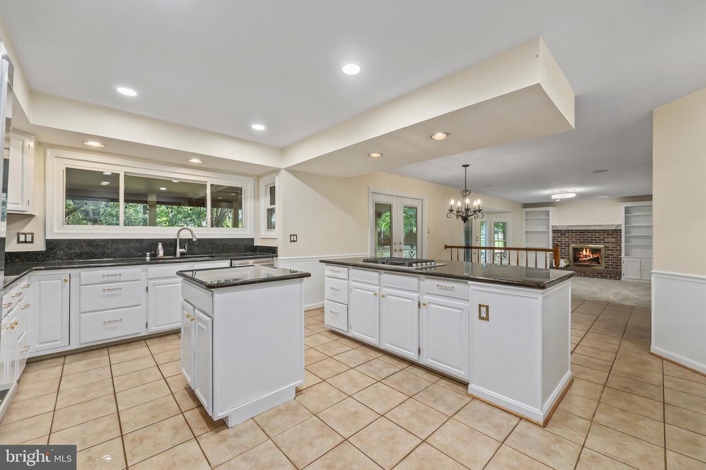 15313 SURREY HOUSE WAY, CENTREVILLE, Virginia 20120, 5 Bedrooms Bedrooms, ,4 BathroomsBathrooms,Residential,For sale,15313 SURREY HOUSE WAY,VAFX2267438 MLS # VAFX2267438