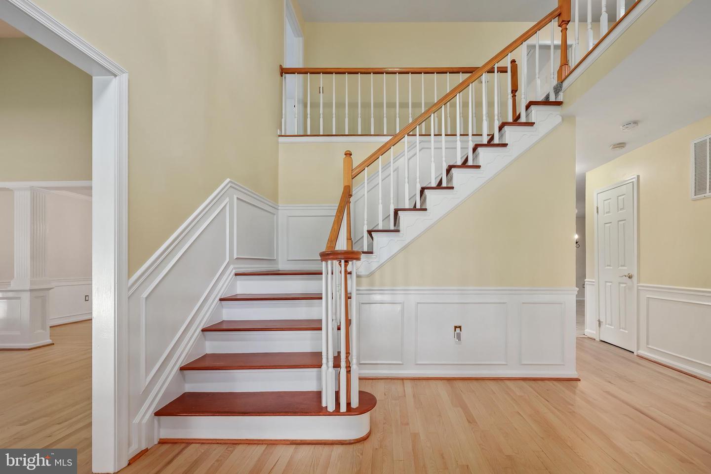15313 SURREY HOUSE WAY, CENTREVILLE, Virginia 20120, 5 Bedrooms Bedrooms, ,4 BathroomsBathrooms,Residential,For sale,15313 SURREY HOUSE WAY,VAFX2267438 MLS # VAFX2267438