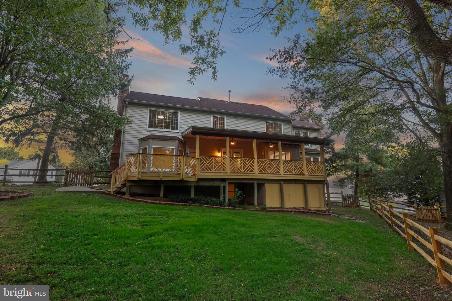 15313 SURREY HOUSE WAY, CENTREVILLE, Virginia 20120, 5 Bedrooms Bedrooms, ,4 BathroomsBathrooms,Residential,For sale,15313 SURREY HOUSE WAY,VAFX2267438 MLS # VAFX2267438